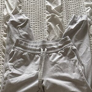Lululemon Athletica Light Gray Sweatpants joggers